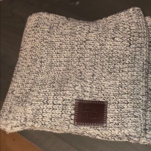 Love your melon infinity grey speck scarf